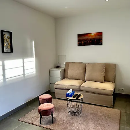 Maisonnette 2 Pers Confort Pres De Paris Holiday home