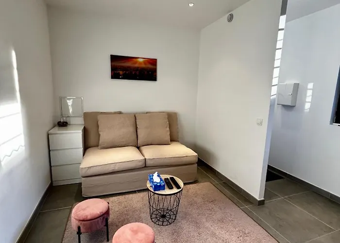 Maisonnette 2 Pers Confort Pres De Paris Ferienhaus Bobigny